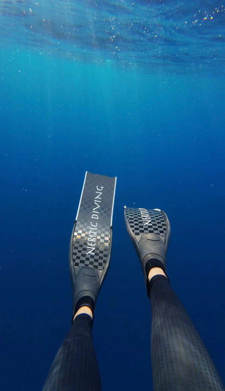 Neritic Carbon Blades