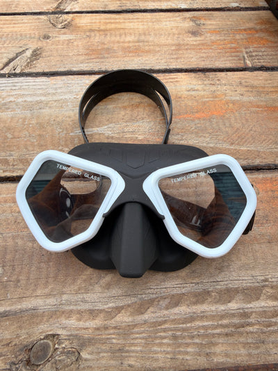 Low Volume Angled Lense Freedive / Spearfishing Mask