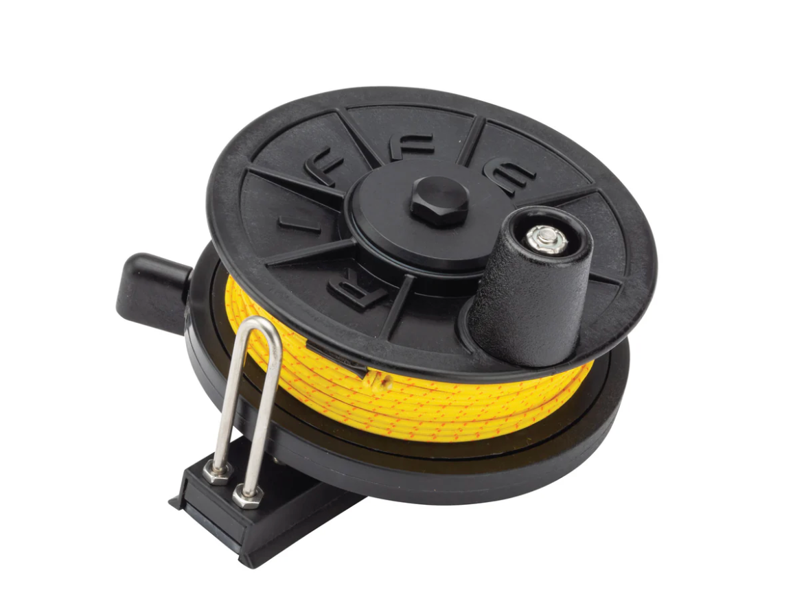 Riffe Low Pro Horizontal Reel 125' with line